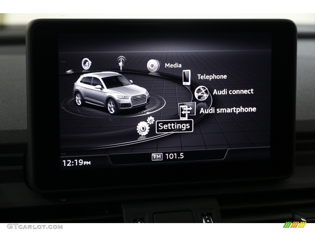 2019 Audi Q5 Premium quattro Controls Photo #137019375