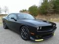 Front 3/4 View of 2020 Challenger R/T
