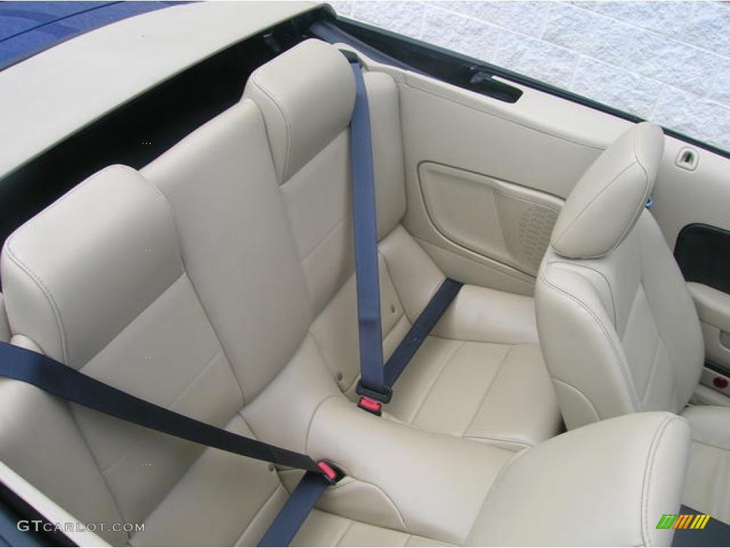 2006 Mustang V6 Premium Convertible - Vista Blue Metallic / Light Parchment photo #7