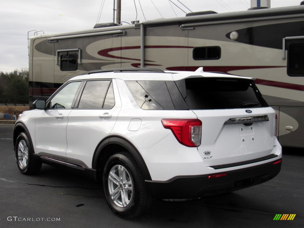 2020 Explorer XLT 4WD - Oxford White / Ebony photo #3