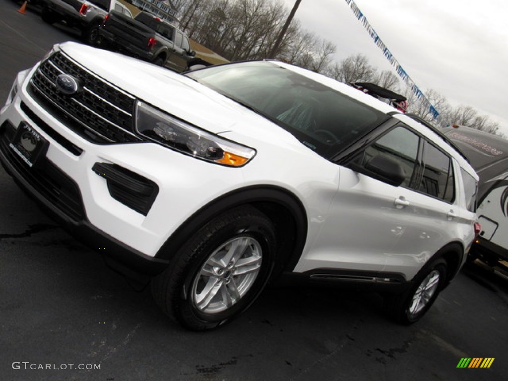 2020 Explorer XLT 4WD - Oxford White / Ebony photo #29