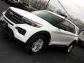 2020 Oxford White Ford Explorer XLT 4WD  photo #29