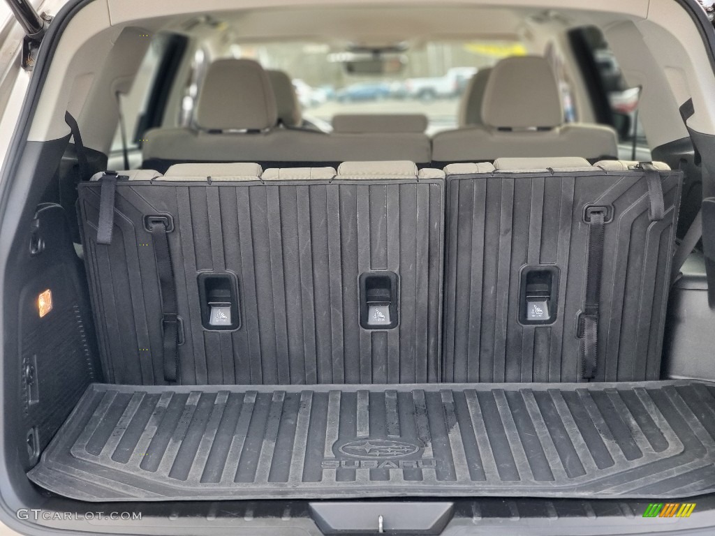 2019 Ascent Premium - Tungsten Metallic / Warm Ivory photo #23