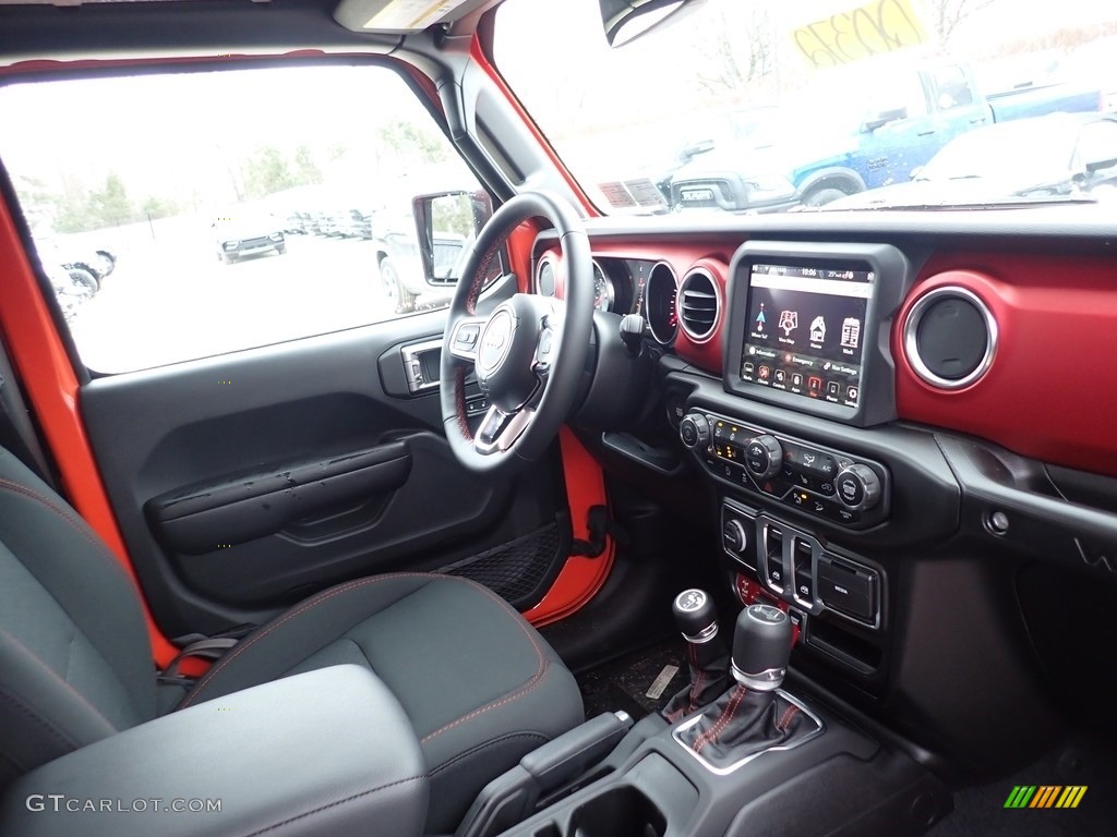 2020 Jeep Wrangler Rubicon 4x4 Black Dashboard Photo #137032506