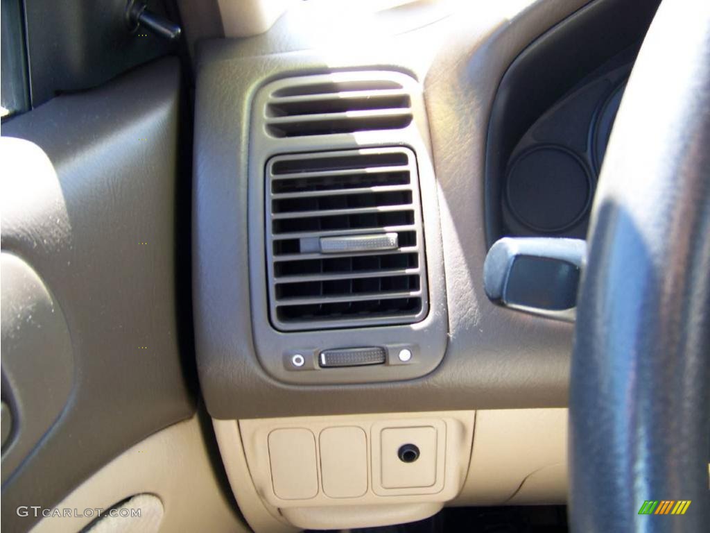 2005 Civic Value Package Sedan - Fiji Blue Pearl / Ivory photo #10