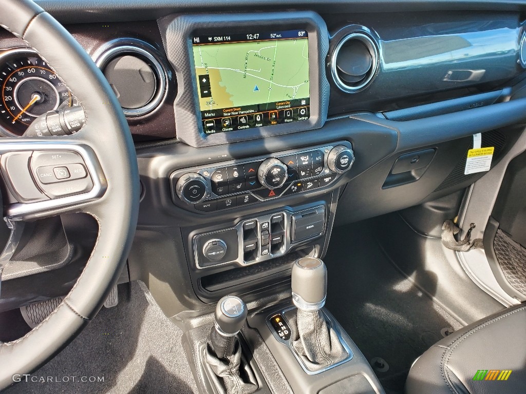 2020 Jeep Wrangler Unlimited Sahara 4x4 8 Speed Automatic Transmission Photo #137038338