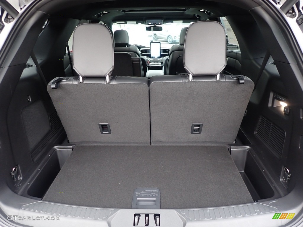 2020 Ford Explorer ST 4WD Trunk Photo #137039556