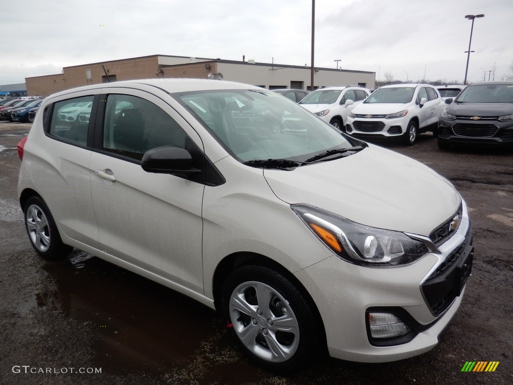 Toasted Marshmallow Metallic 2020 Chevrolet Spark LS Exterior Photo #137041521
