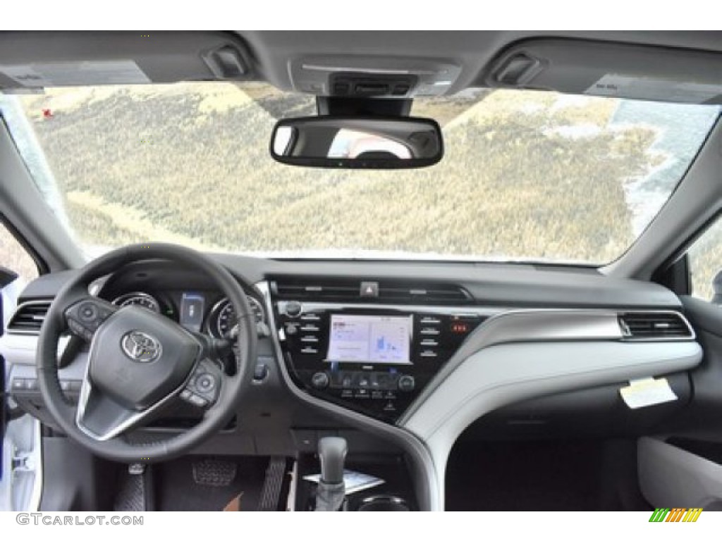 2020 Camry SE - Super White / Ash photo #8