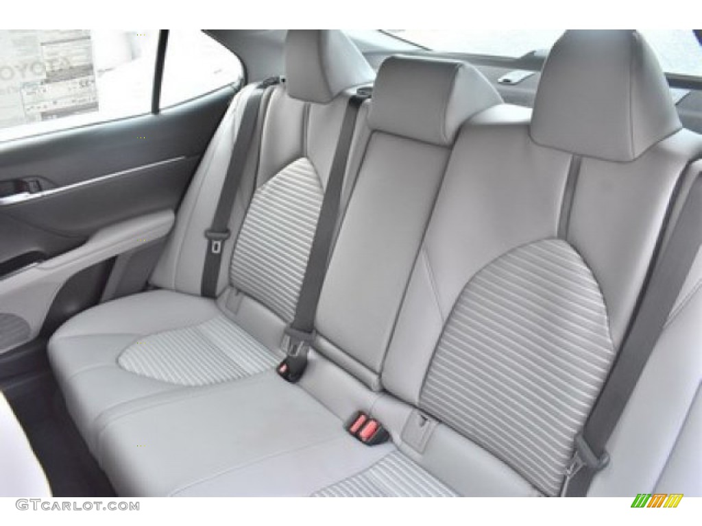 2020 Camry SE - Super White / Ash photo #10