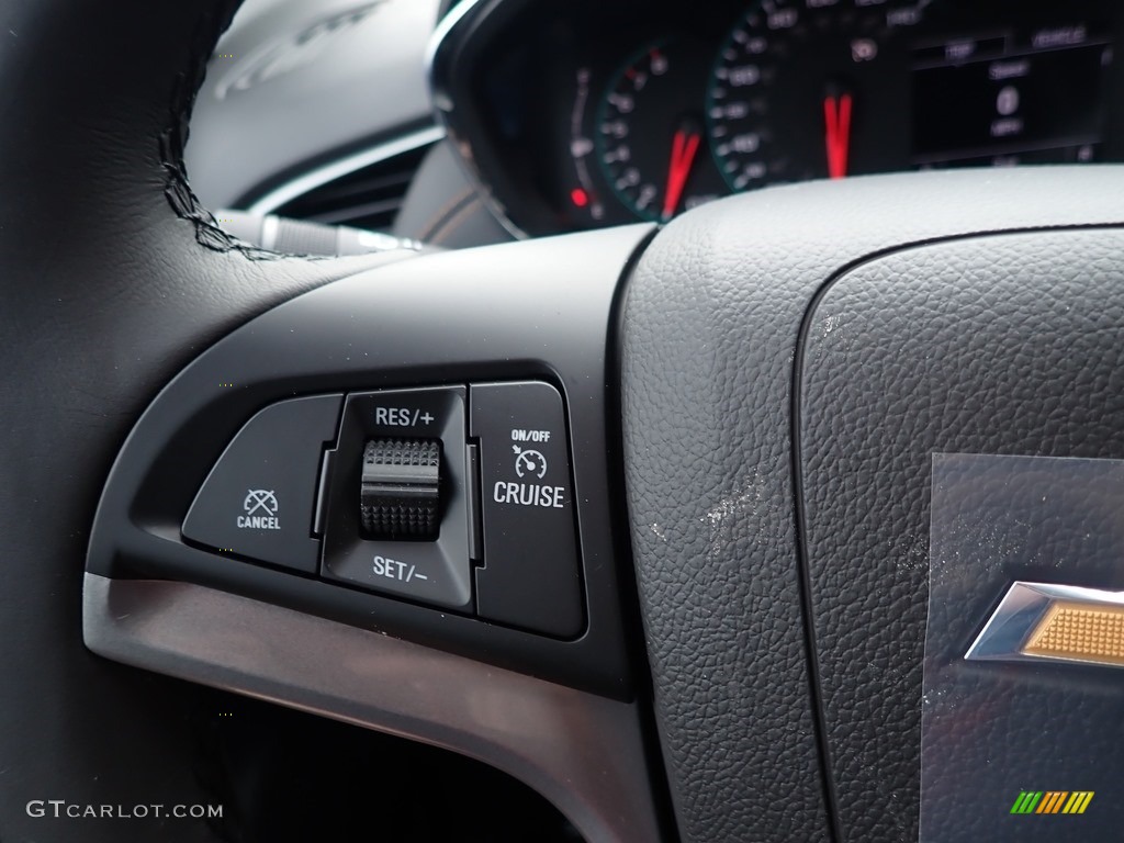 2020 Chevrolet Trax LT AWD Jet Black Steering Wheel Photo #137045205