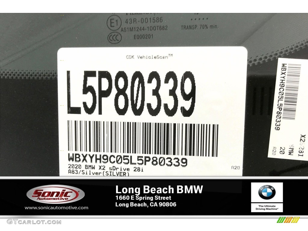 2020 X2 sDrive28i - Glacier Silver Metallic / Black photo #11
