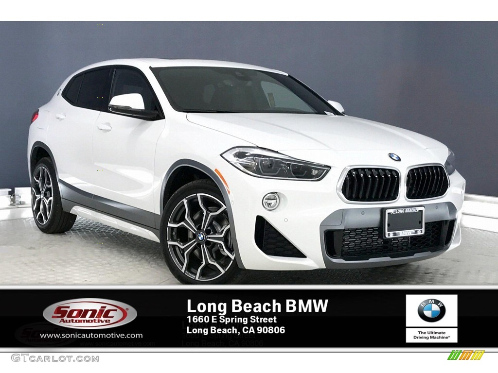 Alpine White BMW X2