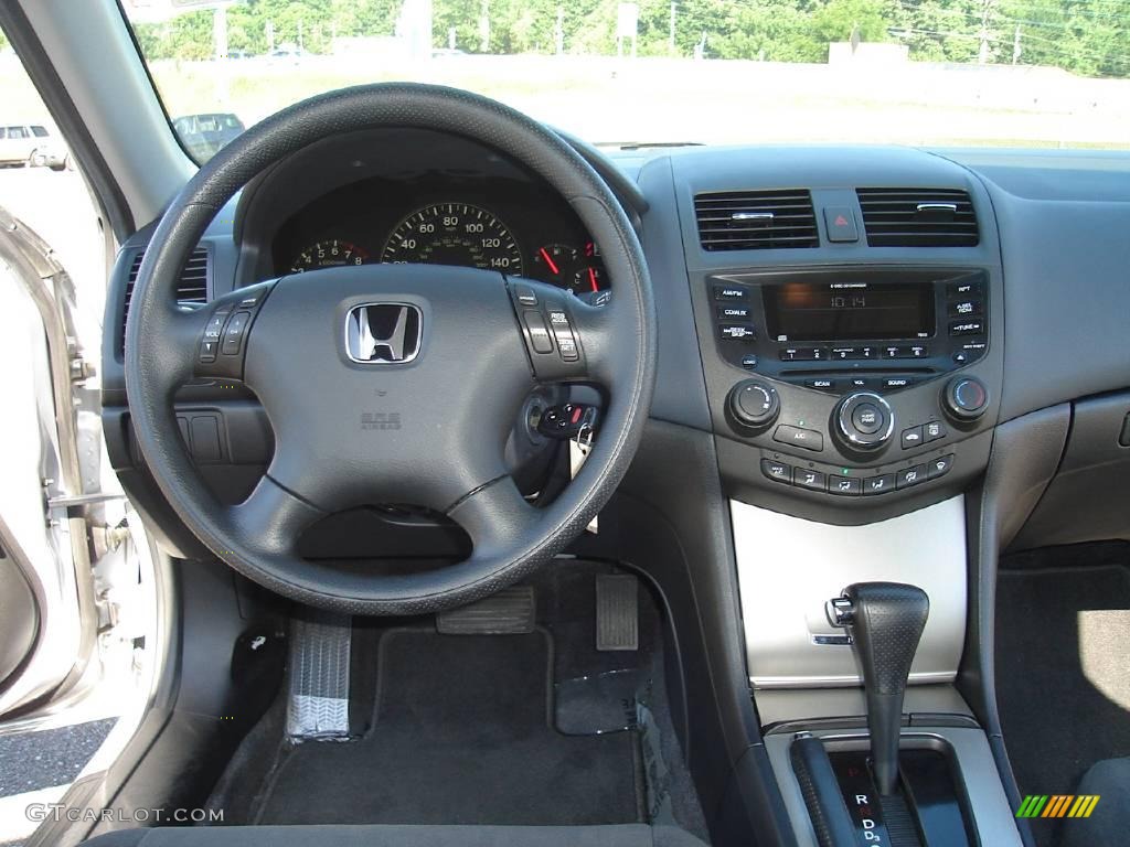 2003 Accord EX Sedan - Satin Silver Metallic / Black photo #18