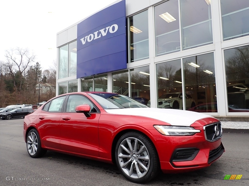 Fusion Red Metallic 2020 Volvo S60 T6 AWD Momentum Exterior Photo #137057703