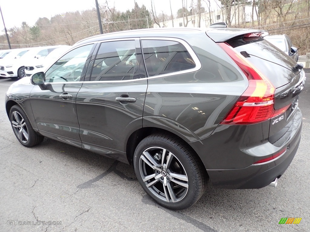 2020 XC60 T6 AWD Momentum - Pine Grey Metallic / Blonde photo #4