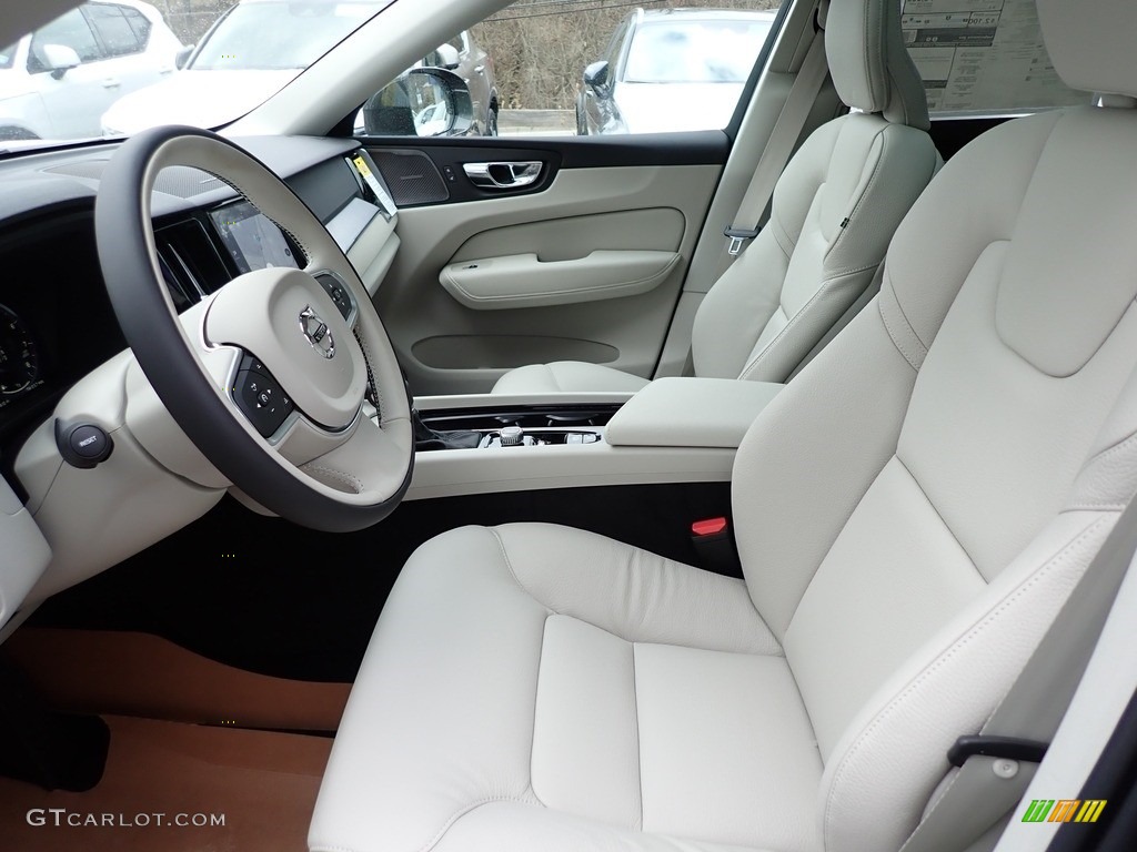 2020 Volvo XC60 T6 AWD Momentum Front Seat Photo #137059962