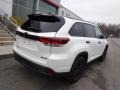 2019 Blizzard Pearl White Toyota Highlander SE AWD  photo #8