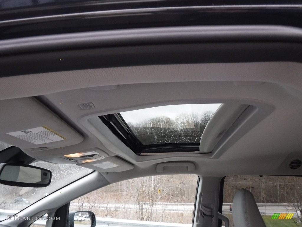 2020 Sienna XLE - Midnight Black Metallic / Ash photo #10