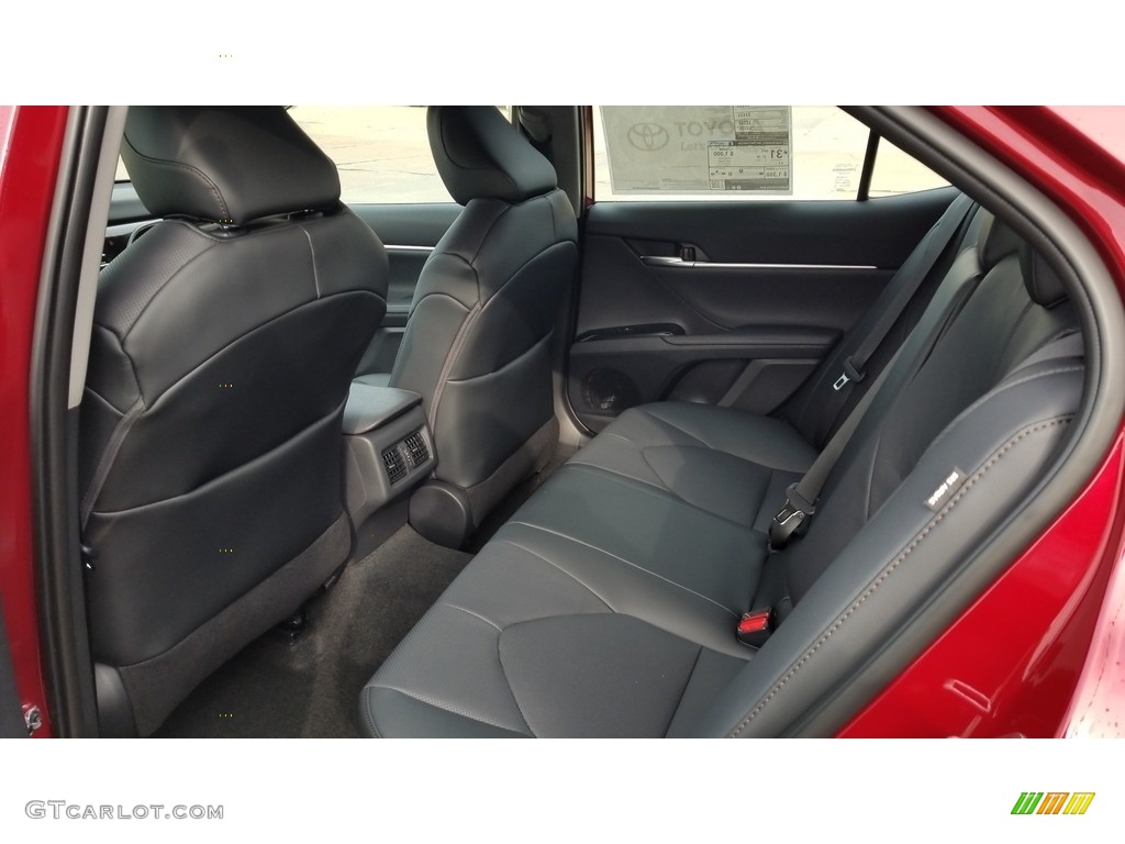 2020 Camry XLE - Ruby Flare Pearl / Black photo #3