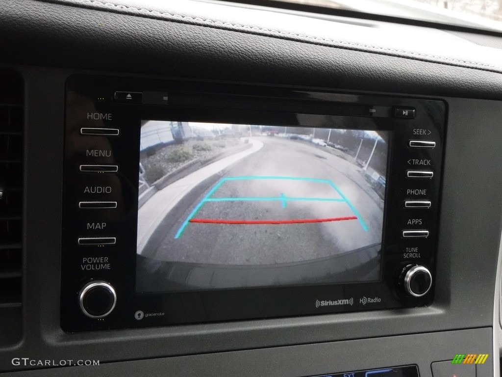 2020 Sienna XLE - Midnight Black Metallic / Ash photo #20