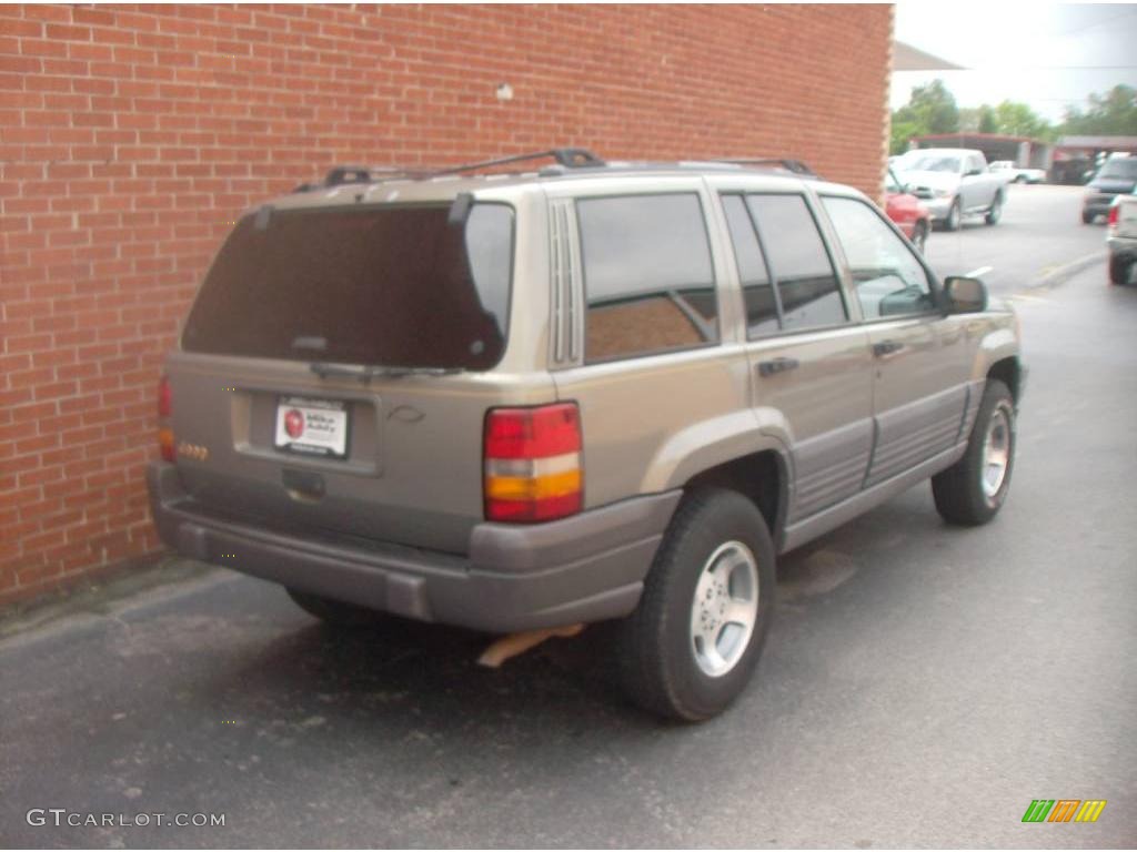 1997 Grand Cherokee Laredo - Char Gold Satin Glow / Agate Black photo #5