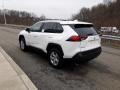 Super White - RAV4 XLE AWD Photo No. 2