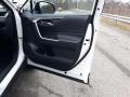 Super White - RAV4 XLE AWD Photo No. 41
