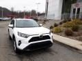 Super White - RAV4 XLE AWD Photo No. 43