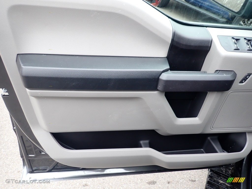2020 Ford F150 STX SuperCrew 4x4 Medium Earth Gray Door Panel Photo #137066259