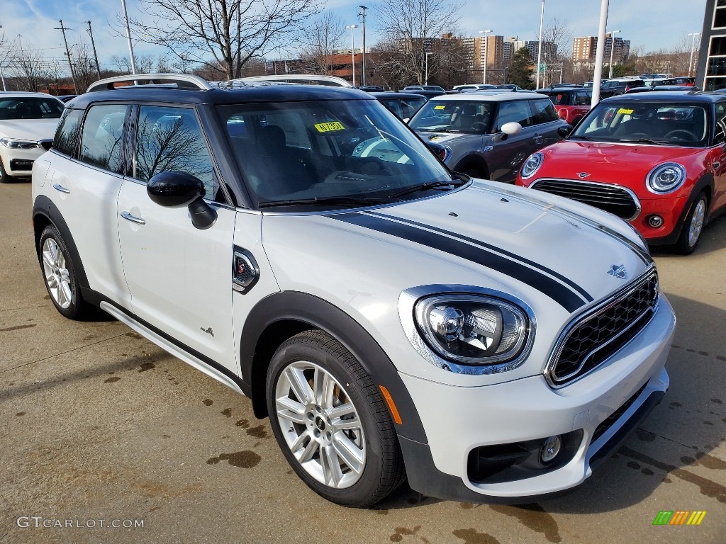 Light White 2020 Mini Countryman Cooper S All4 Exterior Photo #137084073