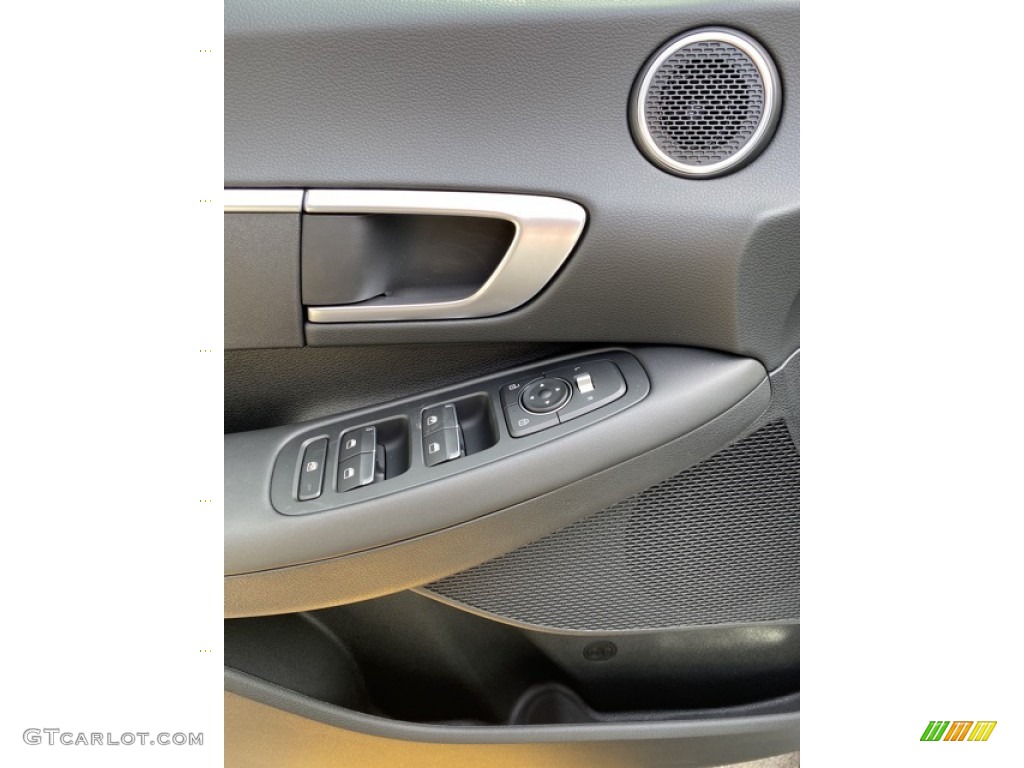 2020 Sonata SE - Quartz White / Black photo #11