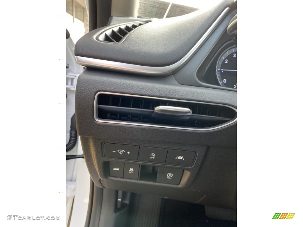 2020 Sonata SE - Quartz White / Black photo #12