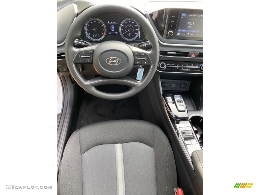 2020 Sonata SE - Quartz White / Black photo #13