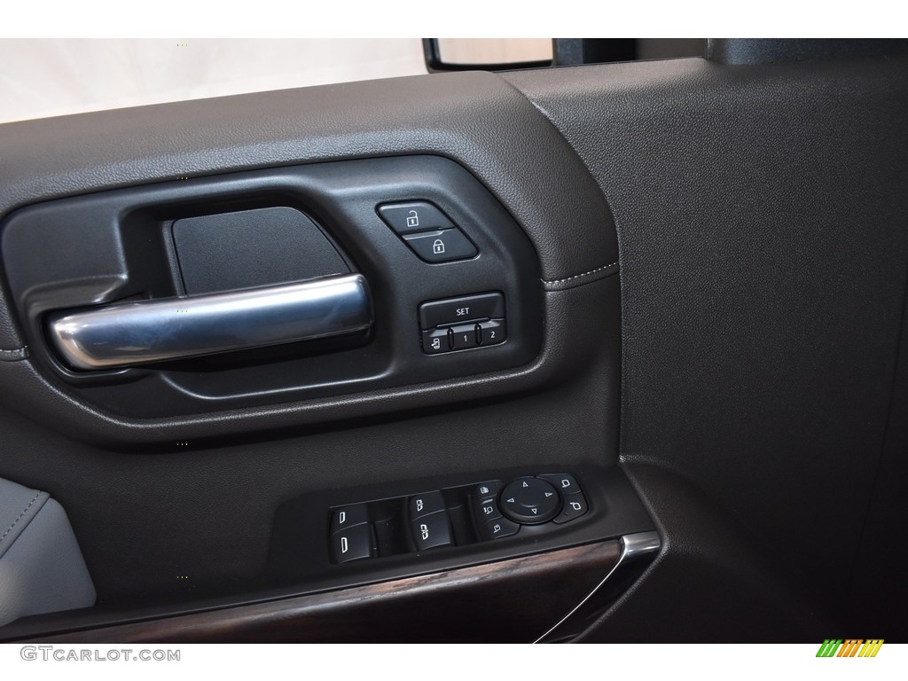 2020 GMC Sierra 3500HD SLT Crew Cab 4WD Jet Black/Kalahari Door Panel Photo #137087437