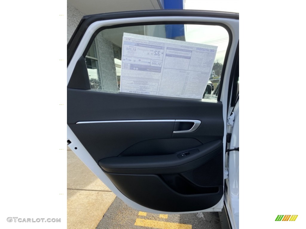 2020 Sonata SE - Quartz White / Black photo #16
