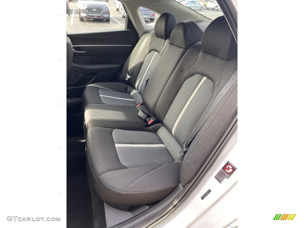 2020 Sonata SE - Quartz White / Black photo #18