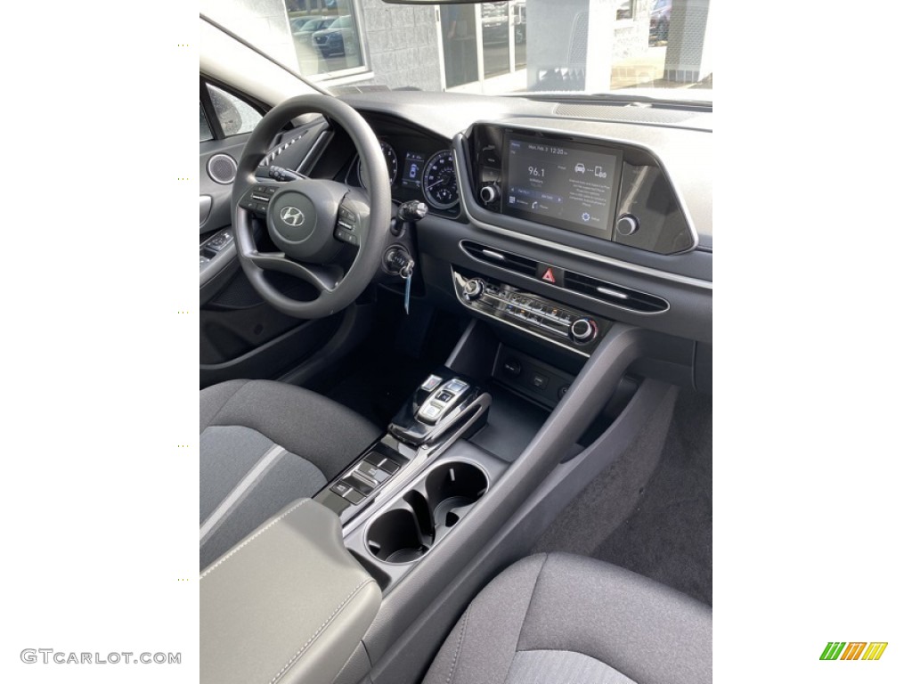 2020 Sonata SE - Quartz White / Black photo #25