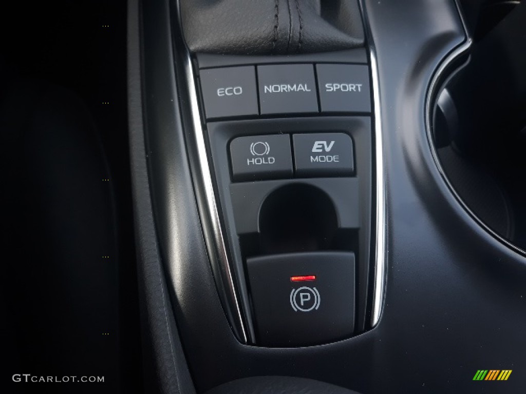 2020 Toyota Camry Hybrid LE Controls Photo #137089618