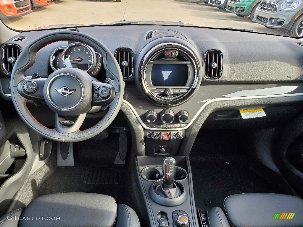 2020 Mini Countryman Cooper S All4 Dashboard Photos