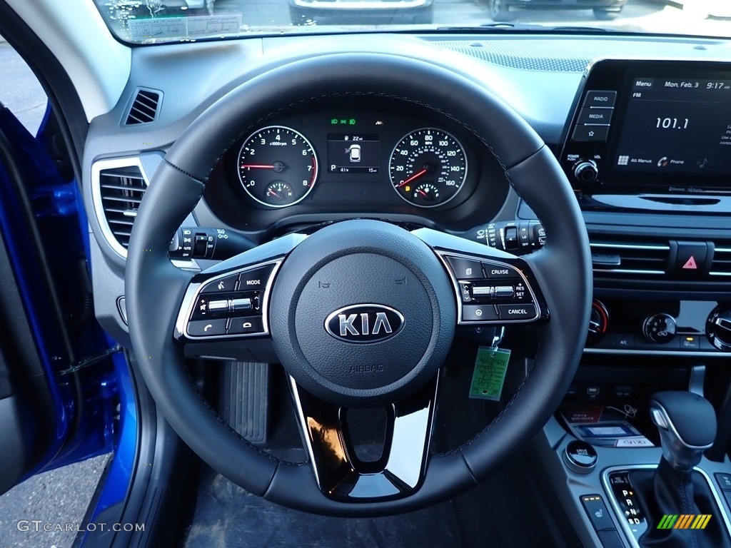 2021 Kia Seltos S AWD Black Steering Wheel Photo #137098718