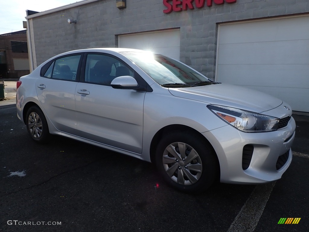 Silky Silver 2020 Kia Rio LX Exterior Photo #137099402