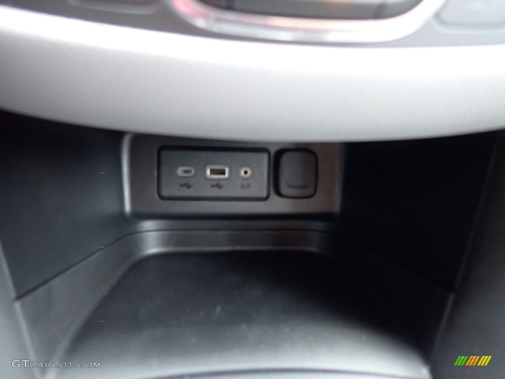 2020 Equinox LS AWD - Nightfall Gray Metallic / Ash Gray photo #20