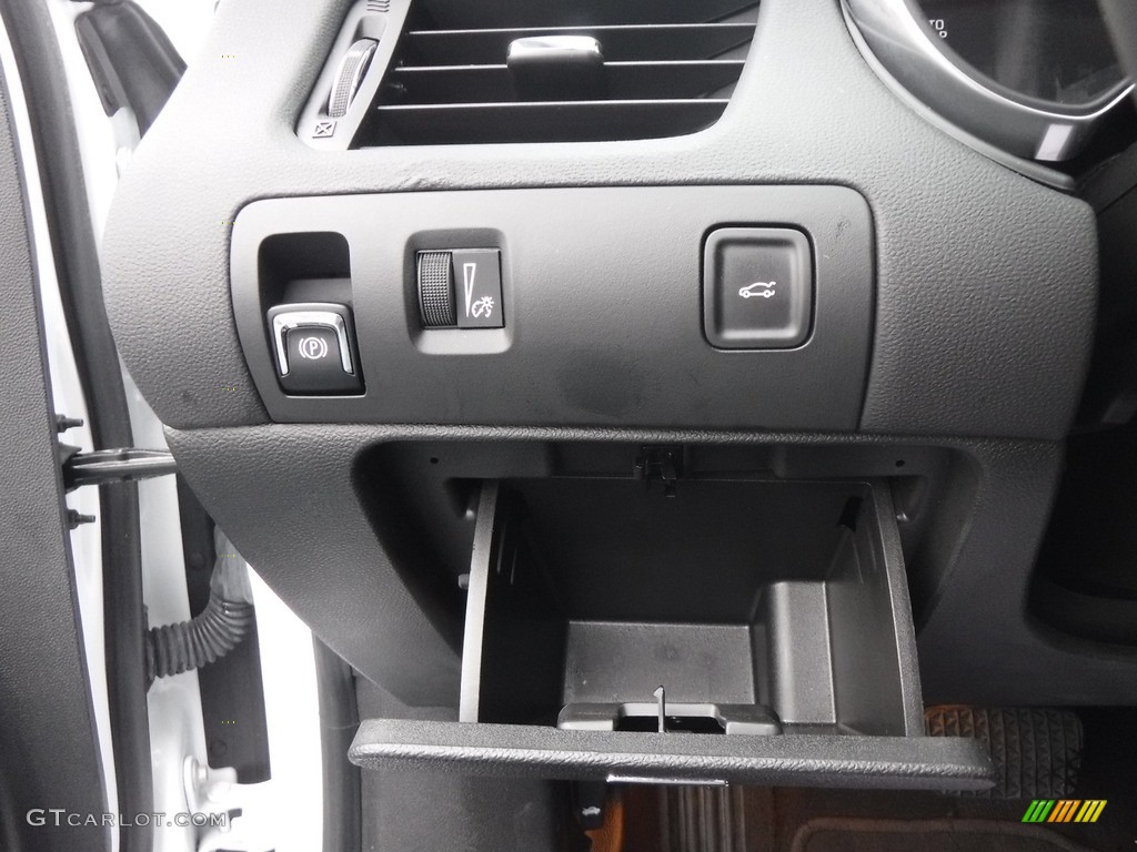 2019 Impala LT - Summit White / Jet Black photo #15