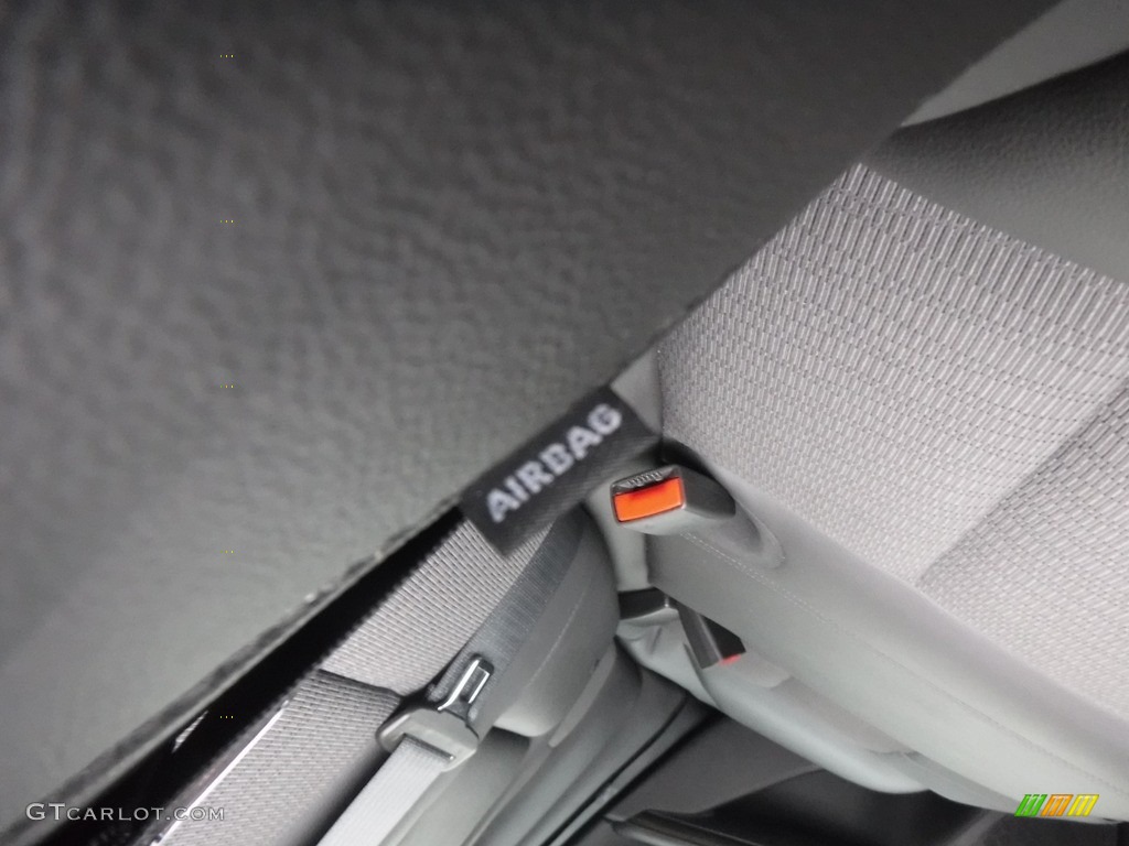 2019 Impala LT - Summit White / Jet Black photo #27