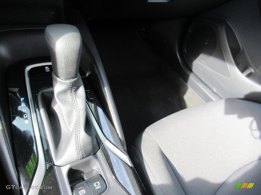 2020 Corolla LE - Super White / Black photo #20