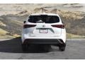 2020 Blizzard White Pearl Toyota Highlander XLE AWD  photo #4