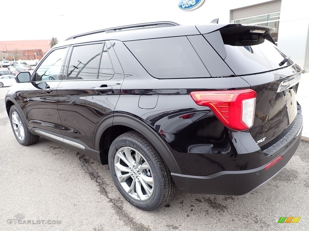 2020 Explorer XLT 4WD - Agate Black Metallic / Ebony photo #3