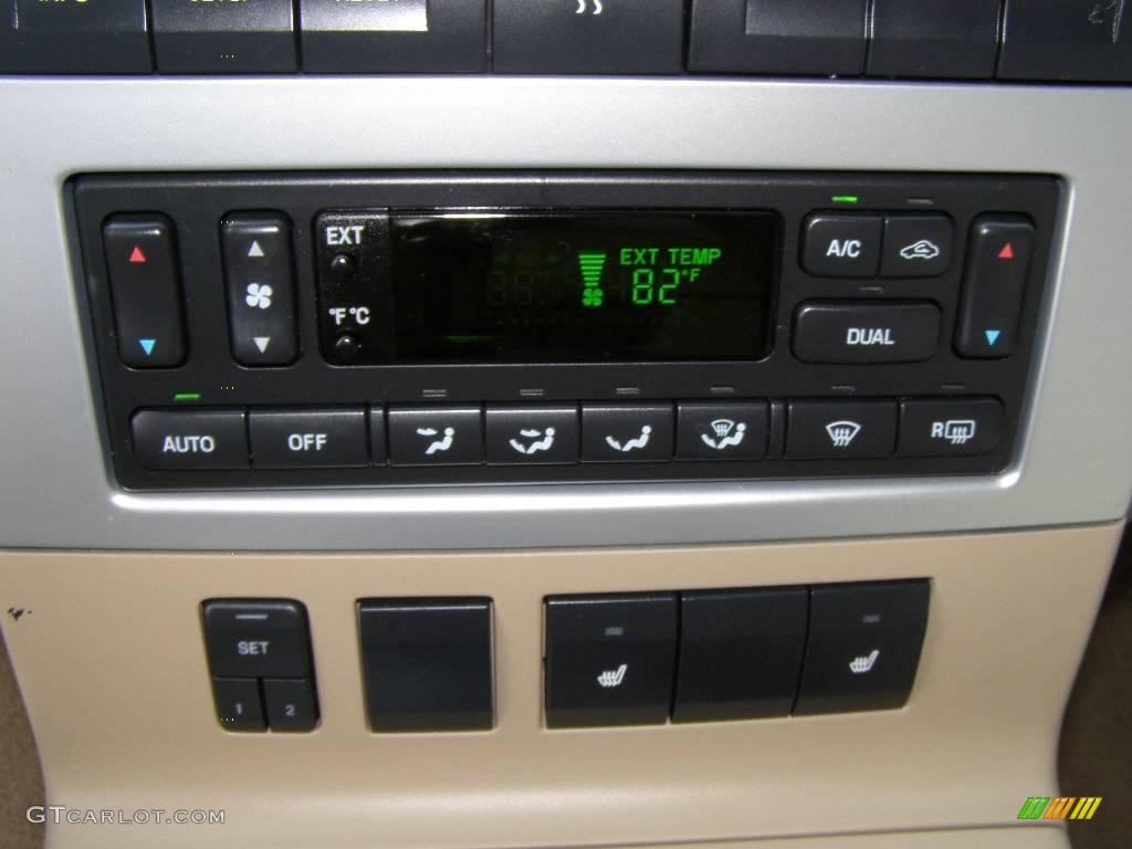 2007 Mountaineer Premier AWD - White Chocolate Tri Coat / Camel photo #17