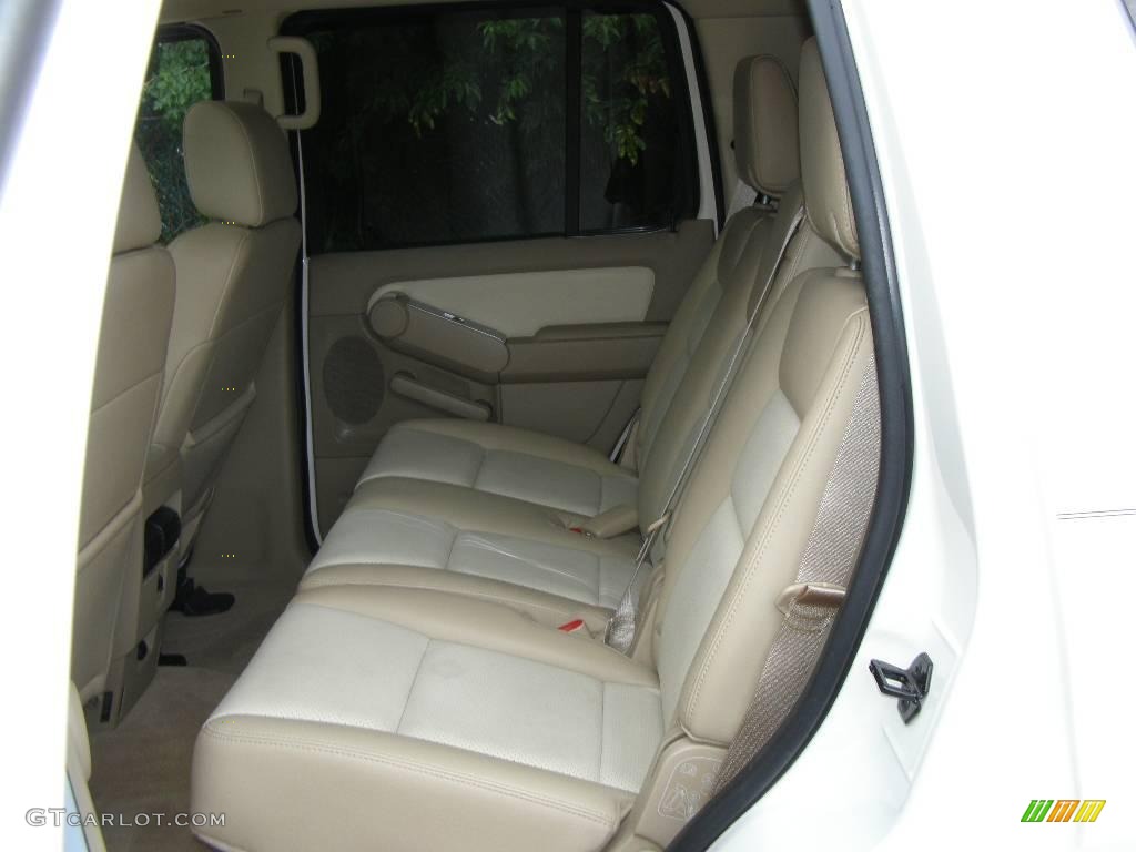 2007 Mountaineer Premier AWD - White Chocolate Tri Coat / Camel photo #23